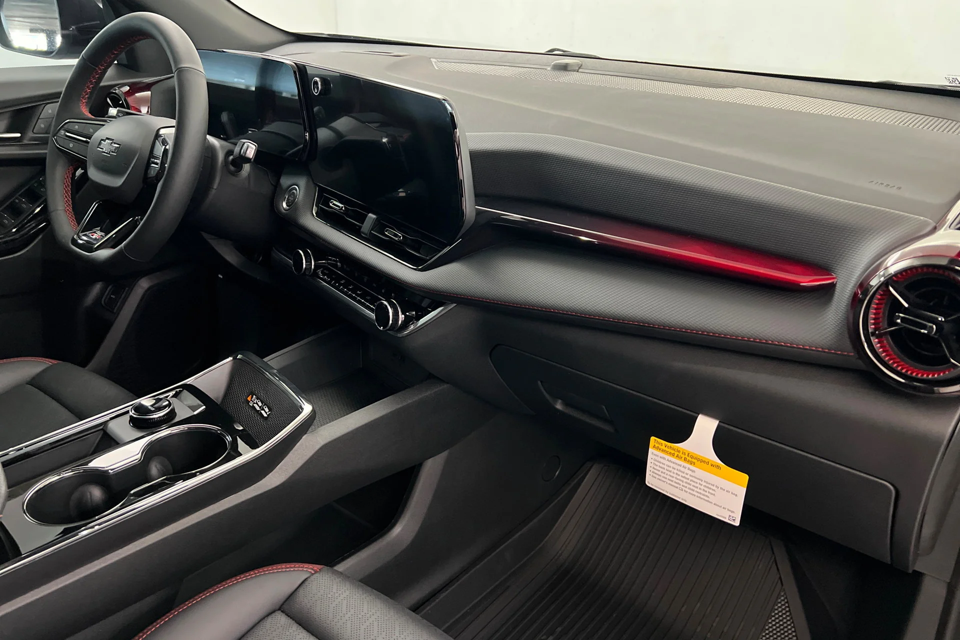 2027 Chevrolet Equinox RS - Photo 24
