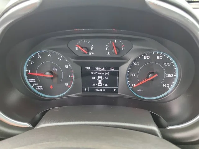 Used 2020 White Chevrolet LT image 28