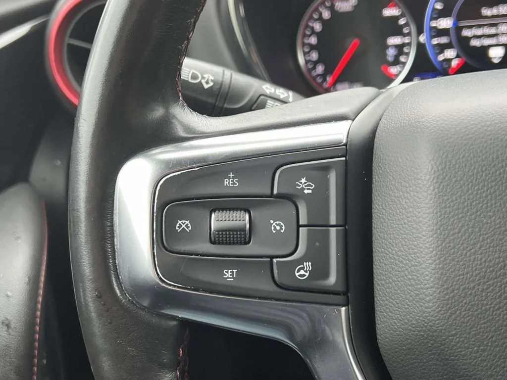 Used 2022 Silver Ice Metallic Chevrolet RS image 20