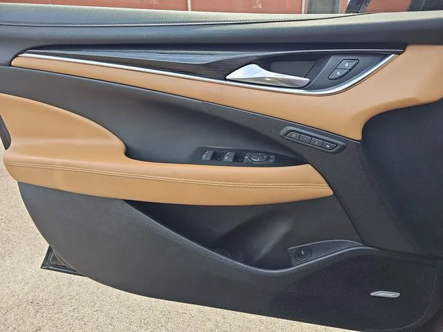 Used 2019 Black Buick Essence image 24