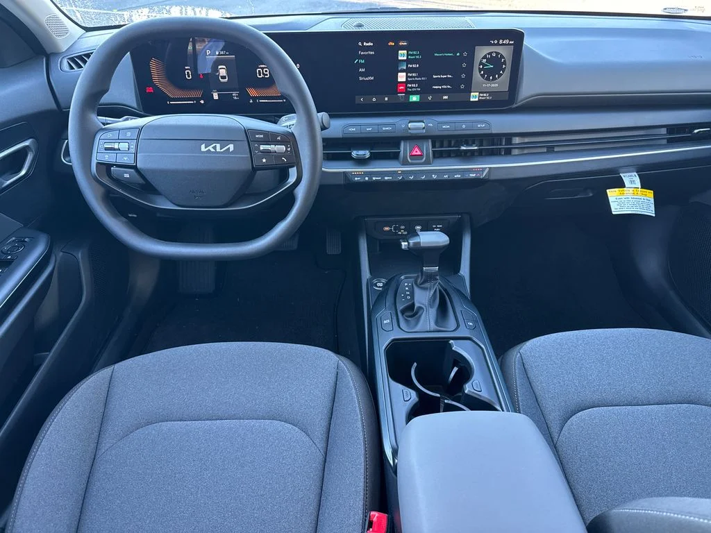 New 2025 White Kia LXS image 22