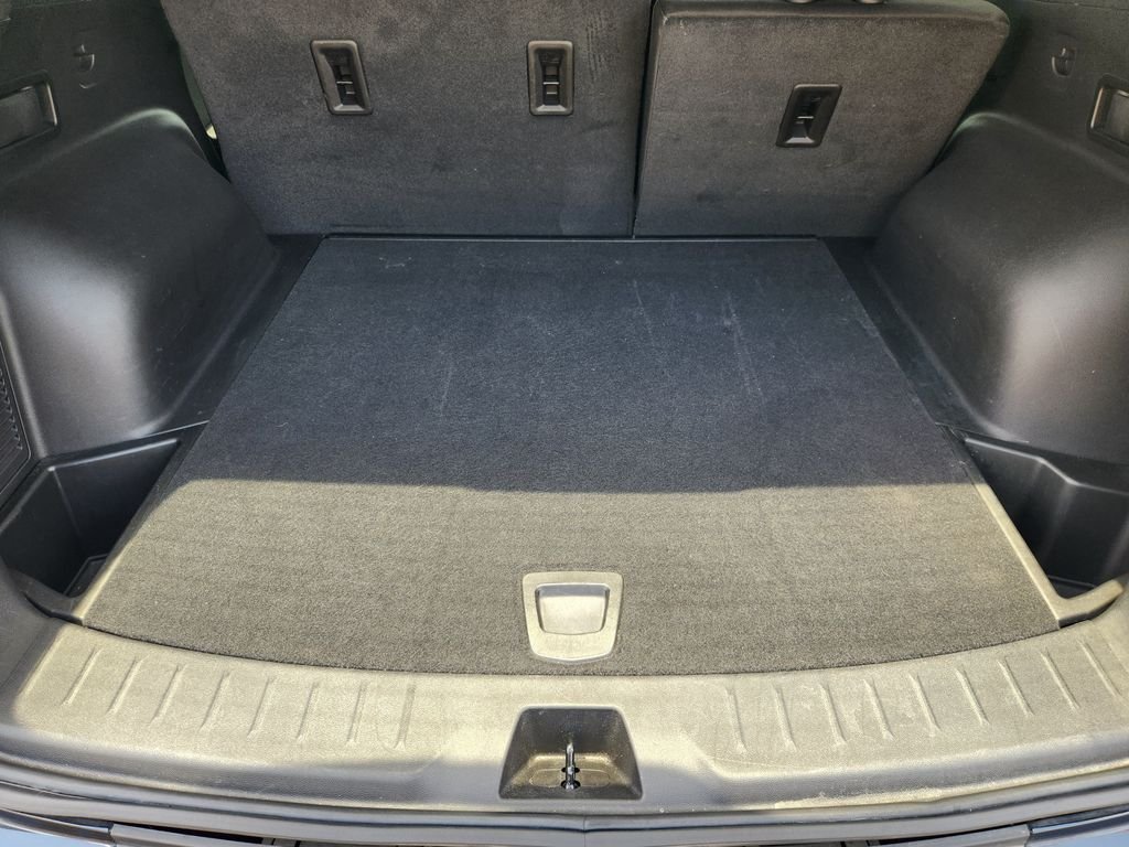 Used 2025 Black Chevrolet LT image 31