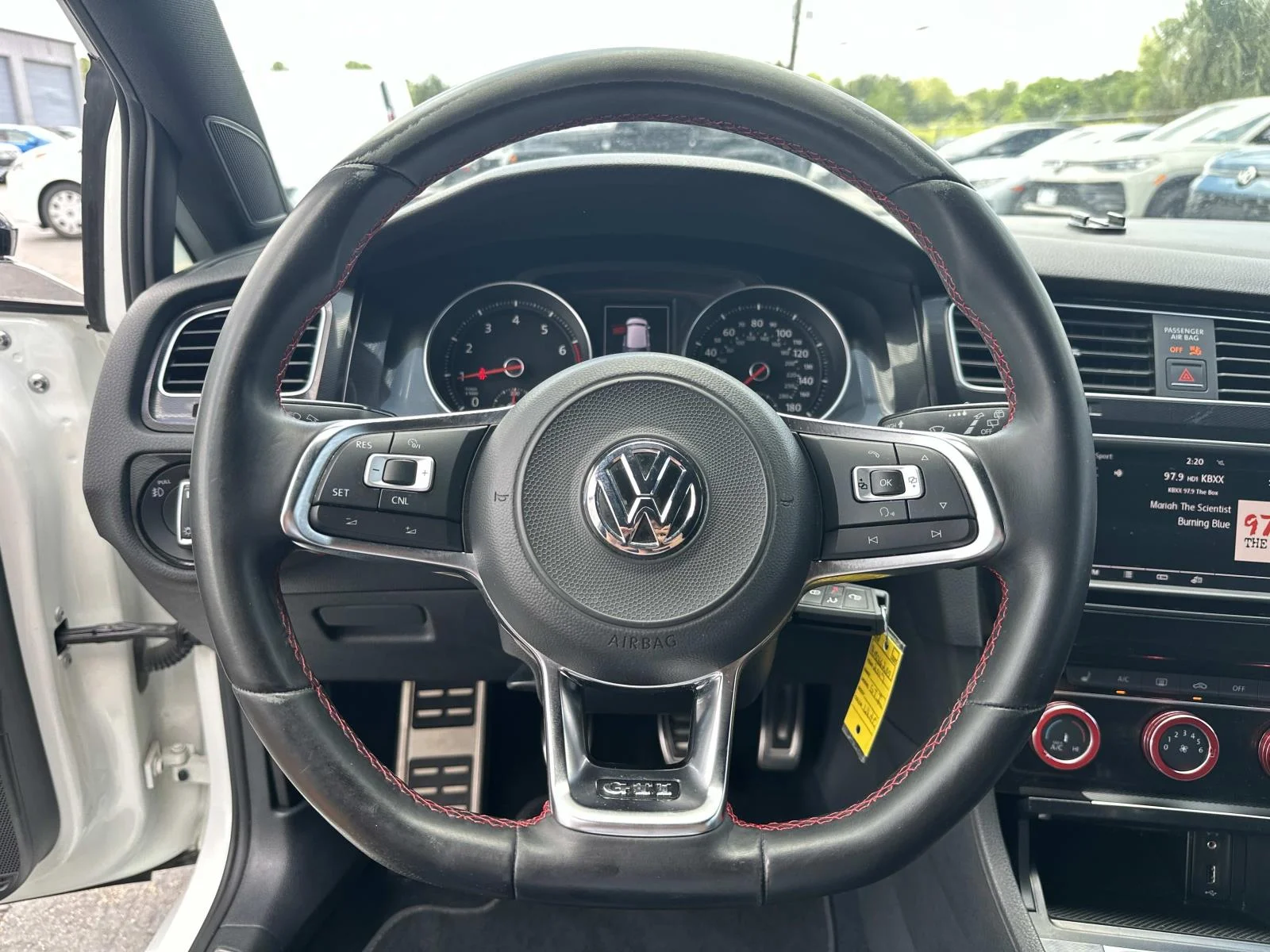 Used 2017 Pure White Volkswagen S image 16