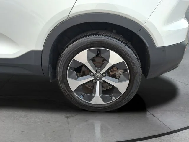 Certified Used 2023  Volvo Ultimate image 30