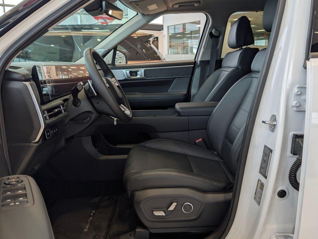 2026 Hyundai Santa Fe Limited - Photo 9
