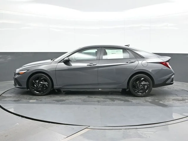 New 2026 Gray Hyundai SEL Sport image 4