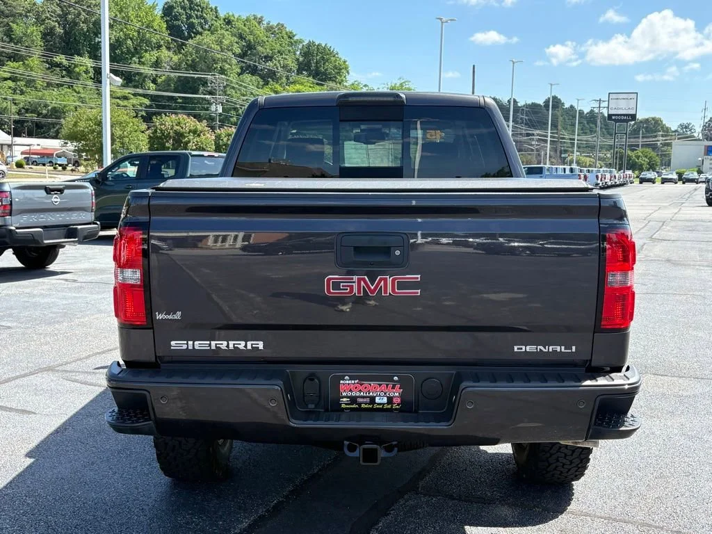 Used 2015 IRIDIUM METALLIC GMC Denali image 5