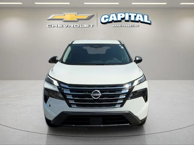 Used 2025 White Nissan S image 9