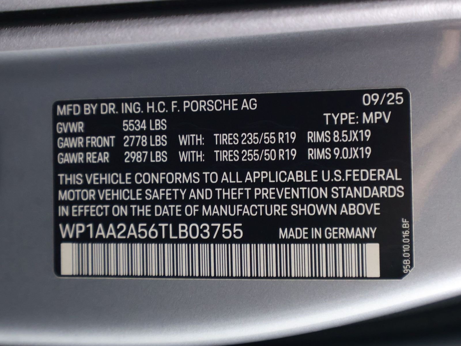 Certified Used 2026 Dolomite Silver Metallic Porsche  image 19