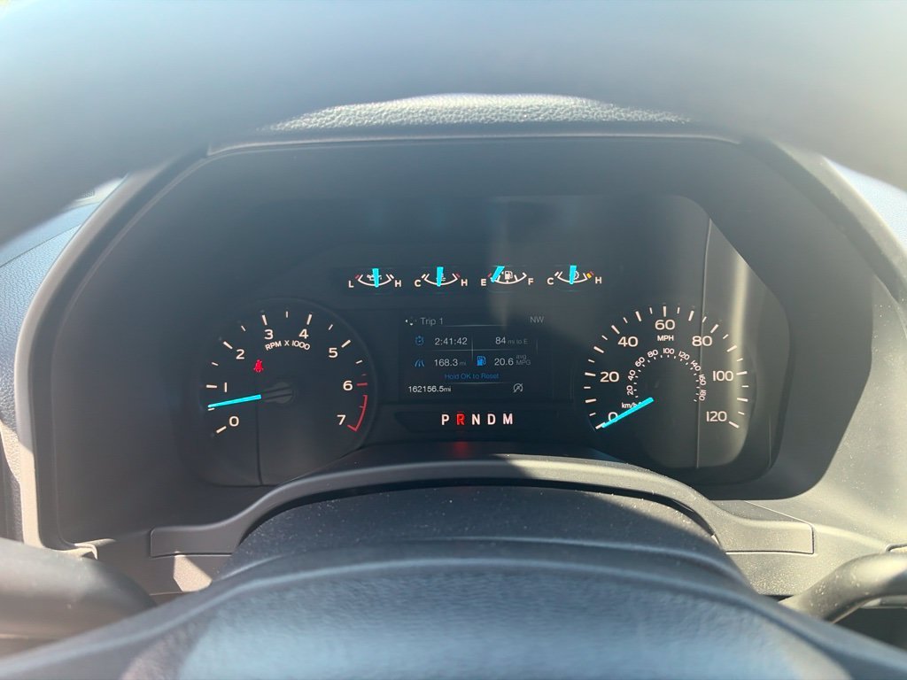 Used 2018 Silver Ford XL image 24