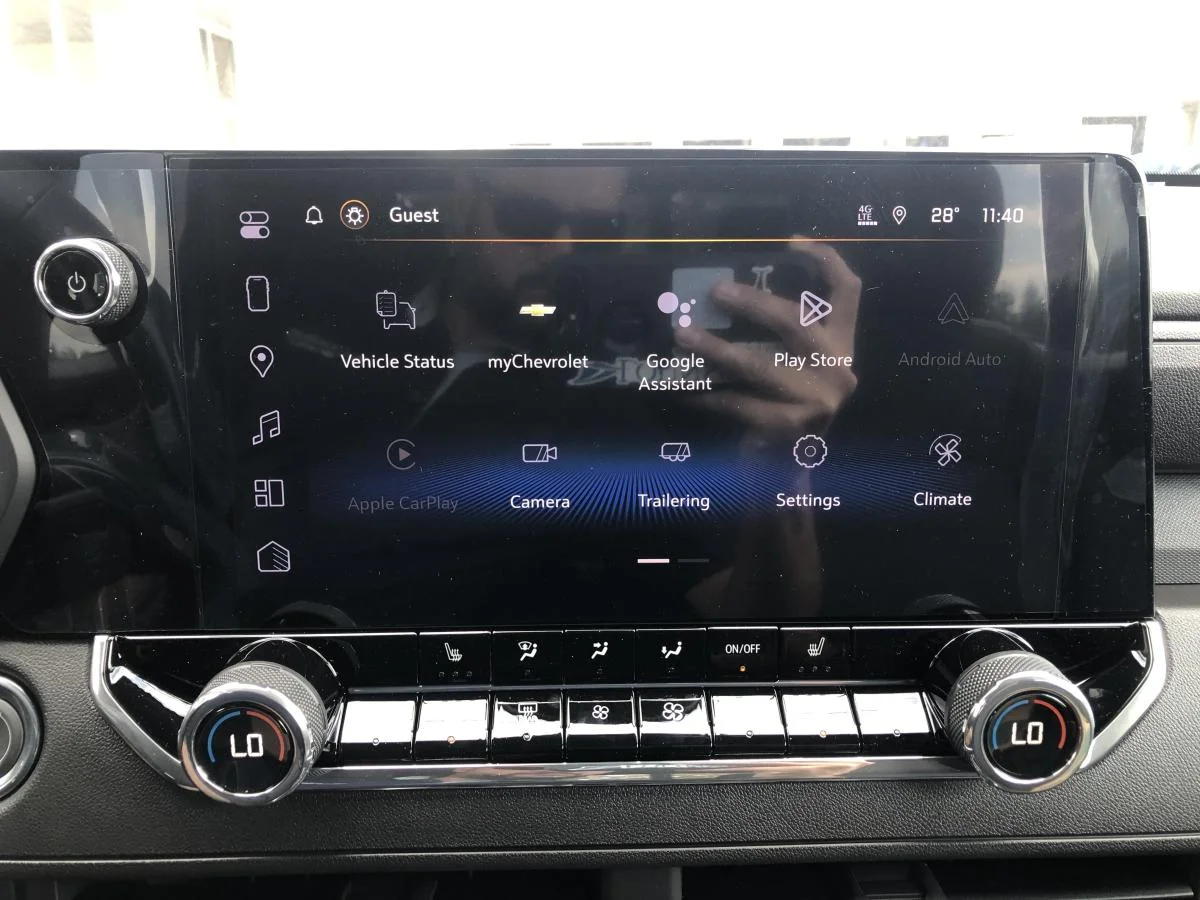 New 2026 Grey Chevrolet 4wd Crew Cab Trail image 15