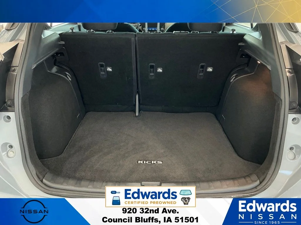 Used 2024 Gray Nissan SV image 10
