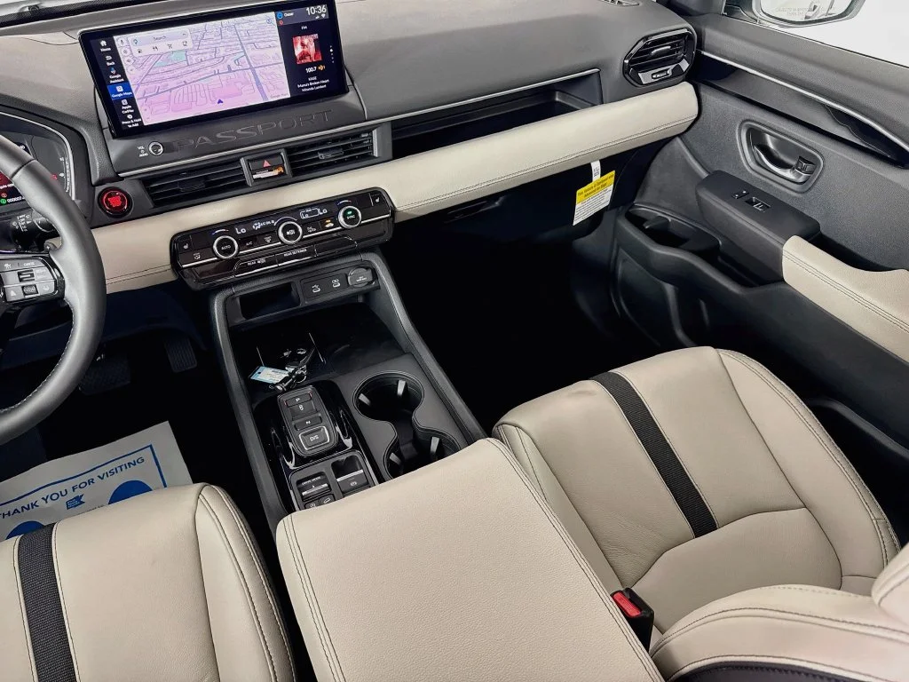 New 2026 Platinum White Pearl Honda RTL image 29