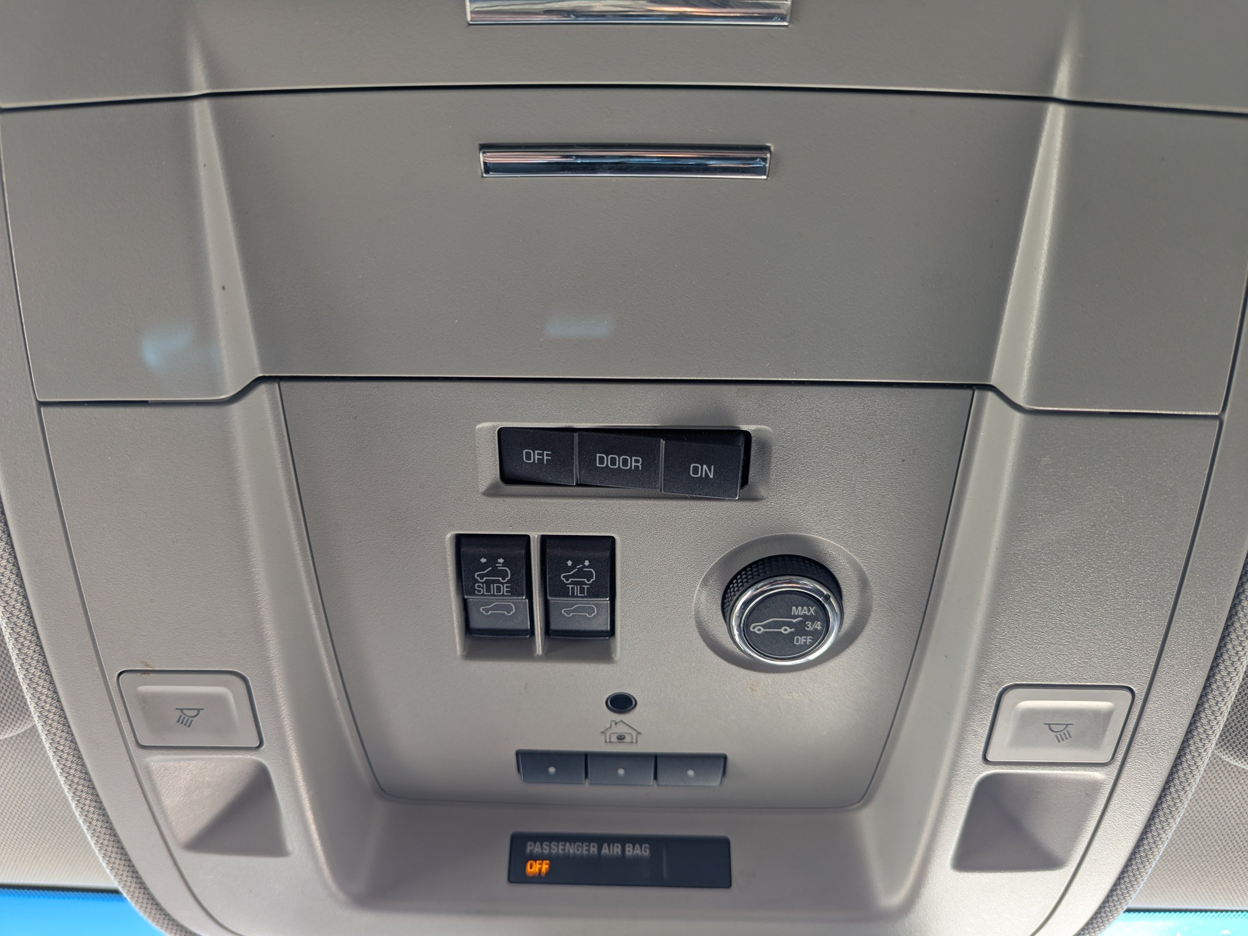 2019 Chevrolet Tahoe LT - Photo 27