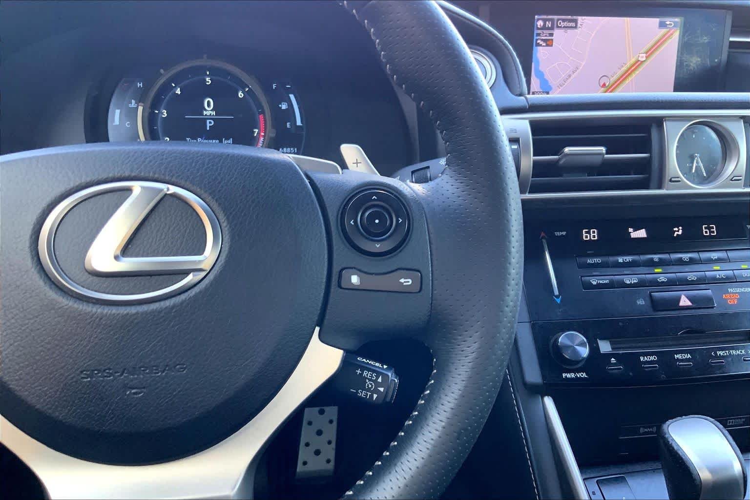 Used 2014 Ultra White Lexus  image 24