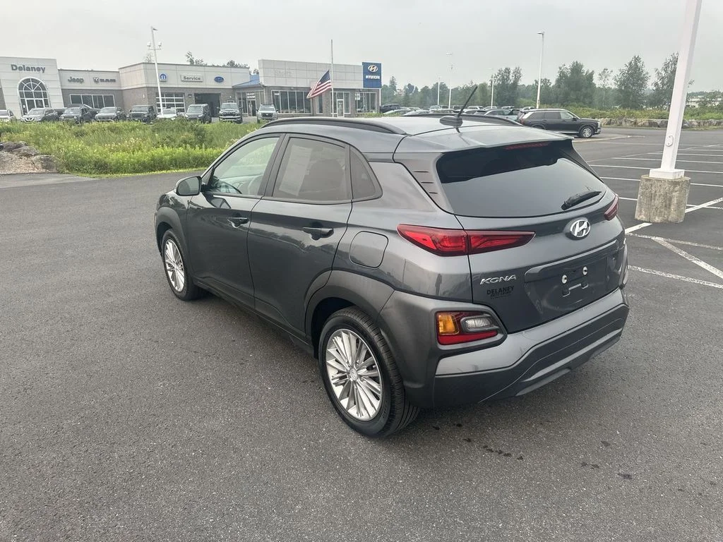 Used 2020 Gray Hyundai SEL image 6