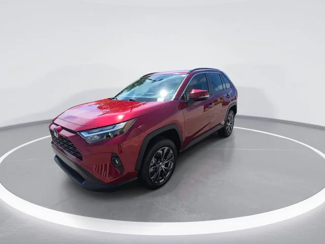 Used 2023 Red Toyota XLE Premium image 4