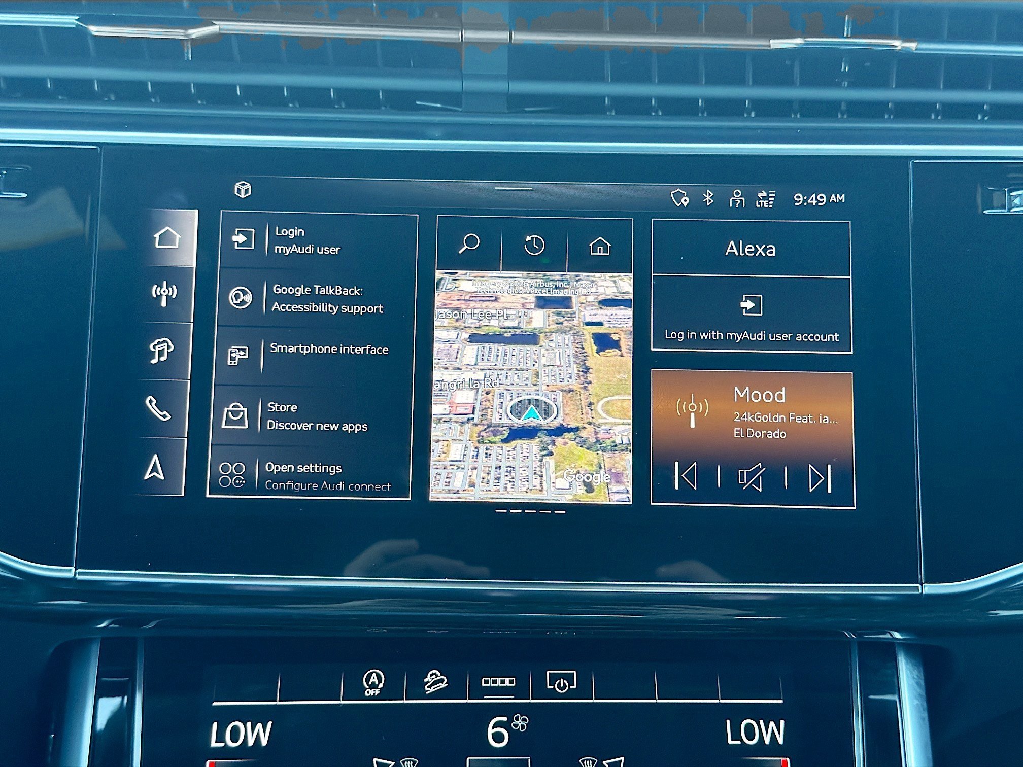 Used 2025 Carrara White Audi Premium Plus image 32