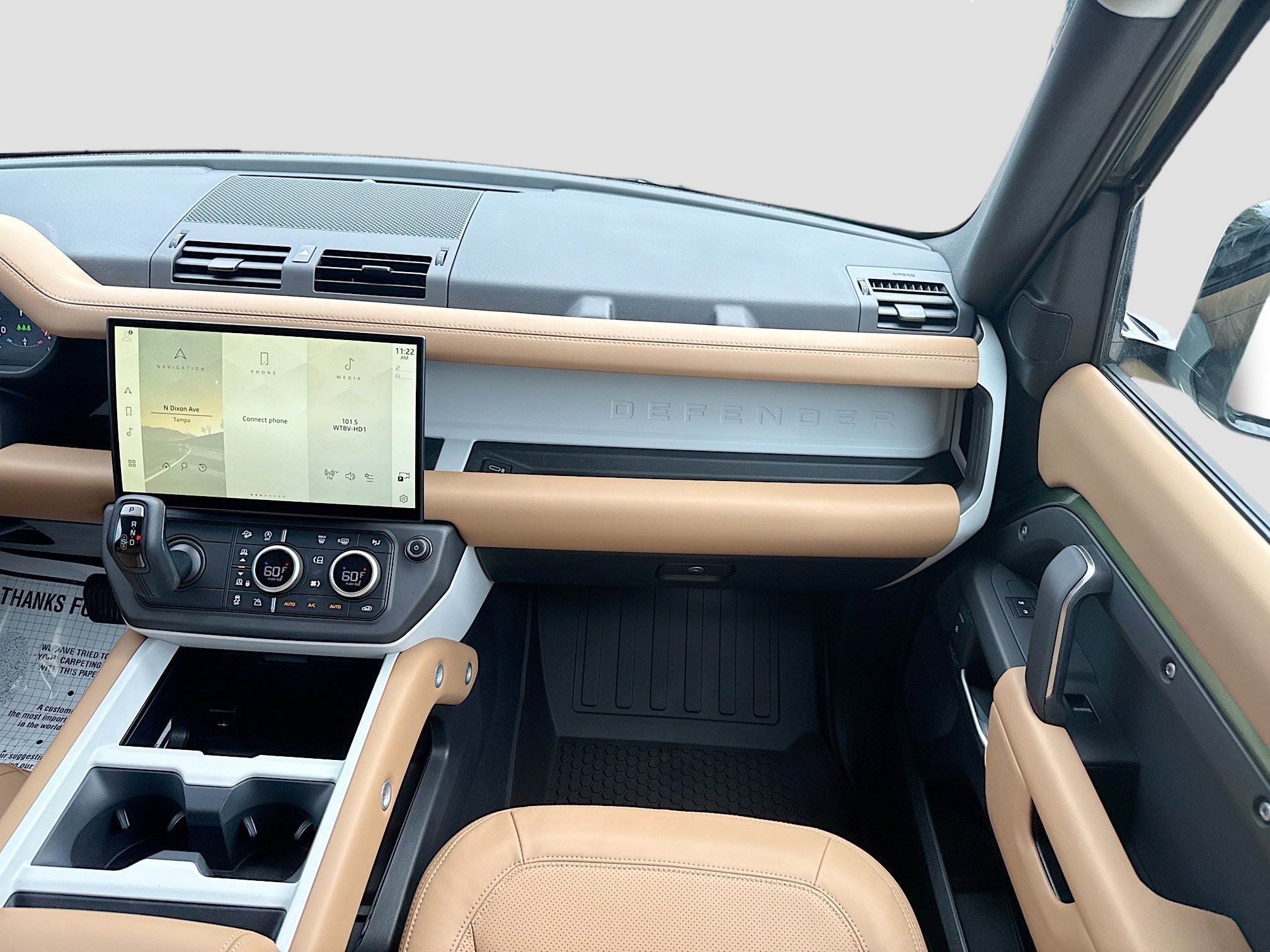 New 2026 Woolstone Green LAND ROVER X-Dynamic SE image 18
