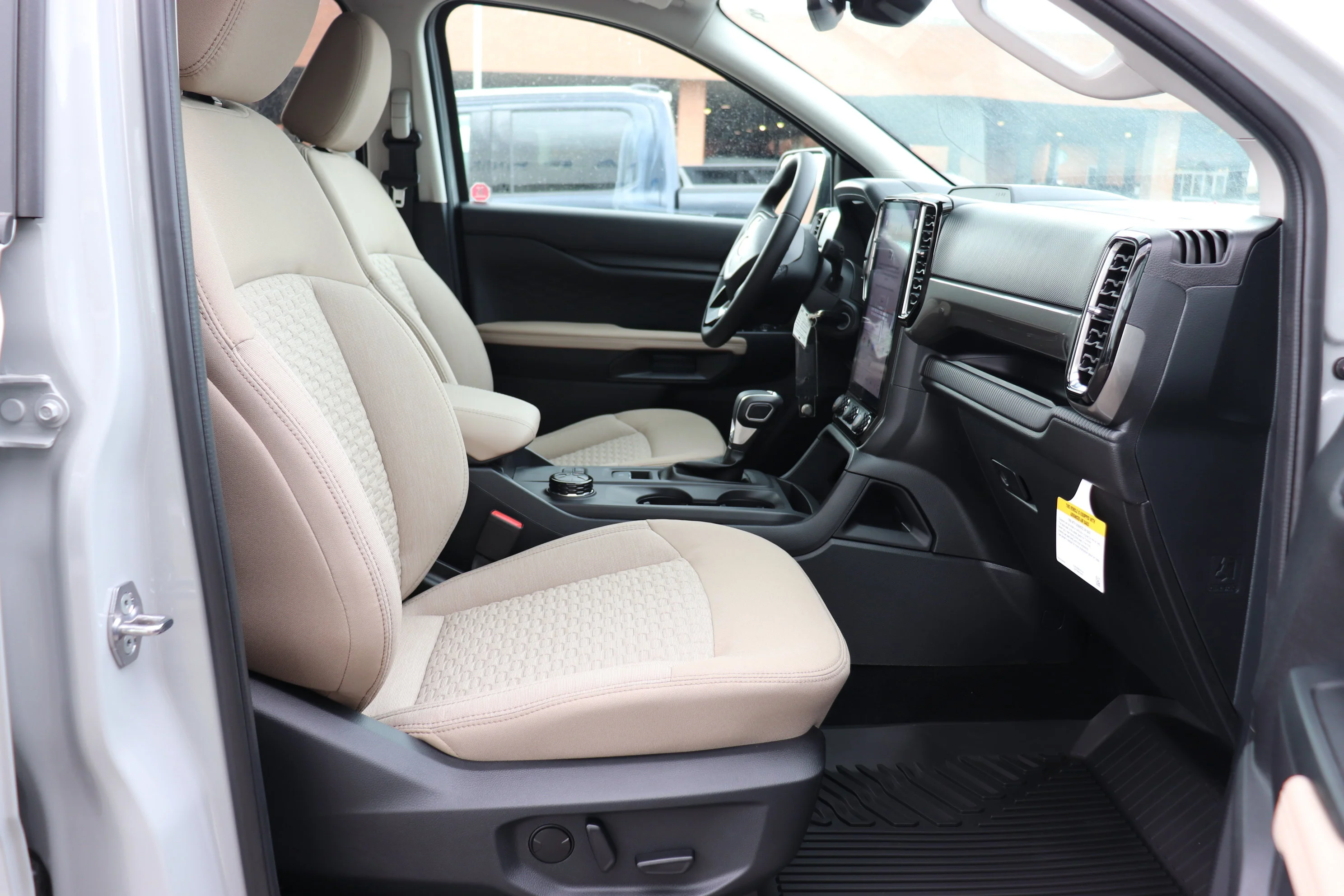 New 2026 AVALANCHE Ford XLT image 7