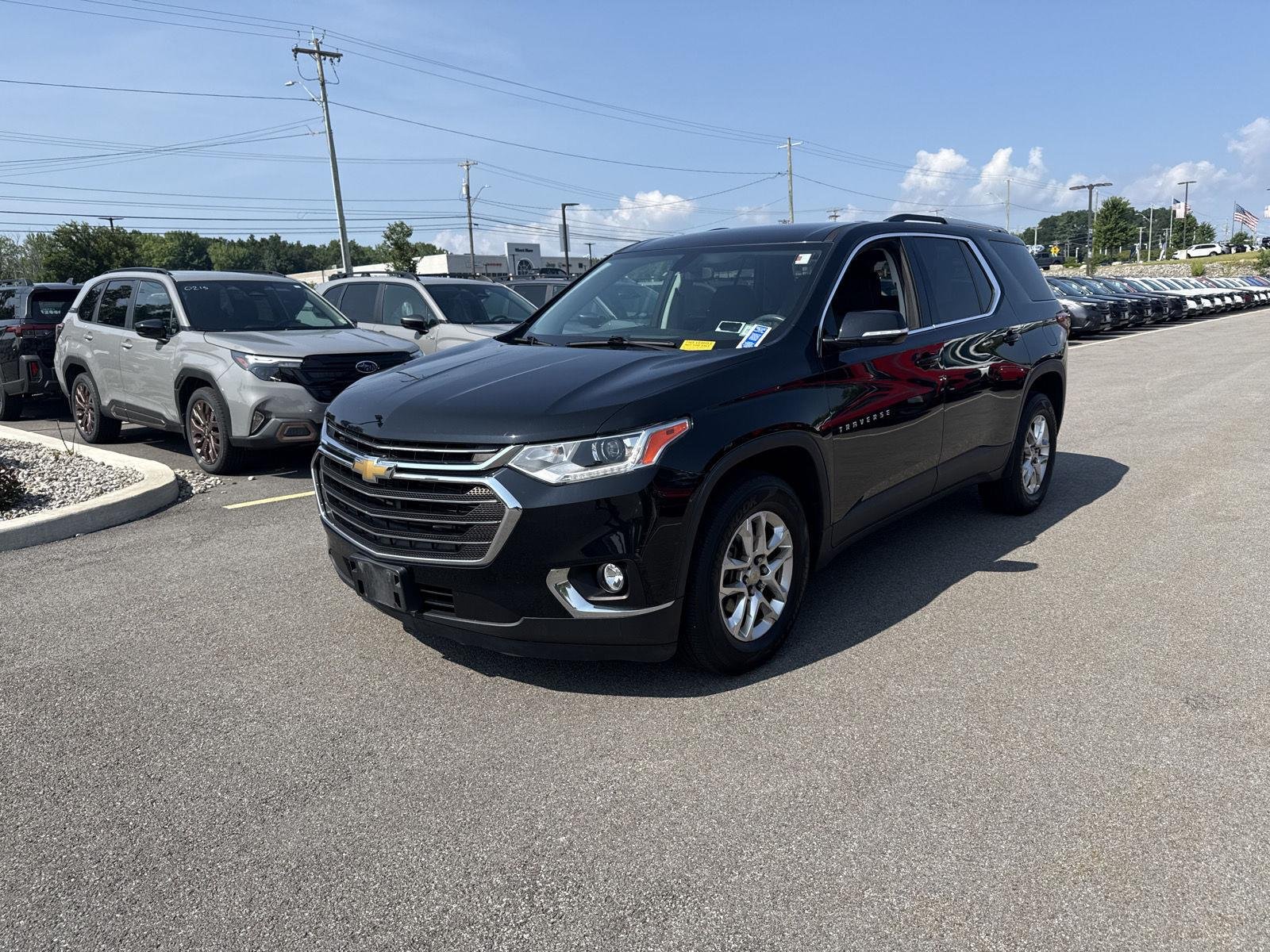 Used 2018 Mosaic Black Metallic Chevrolet LT Cloth image 6
