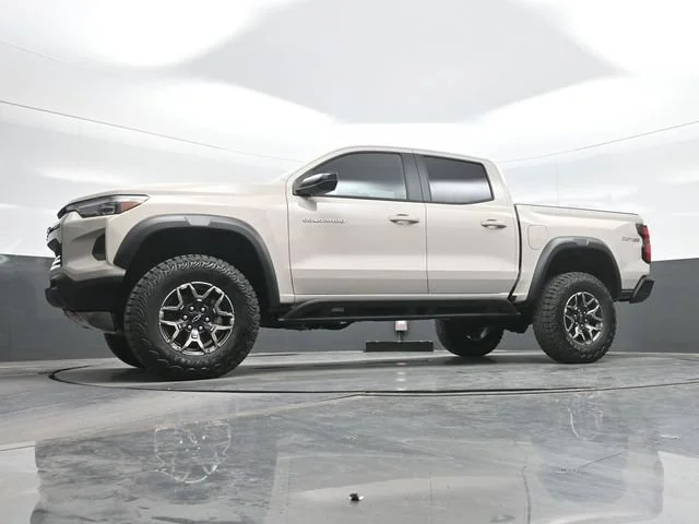 2026 Chevrolet Colorado ZR2 - Photo 21
