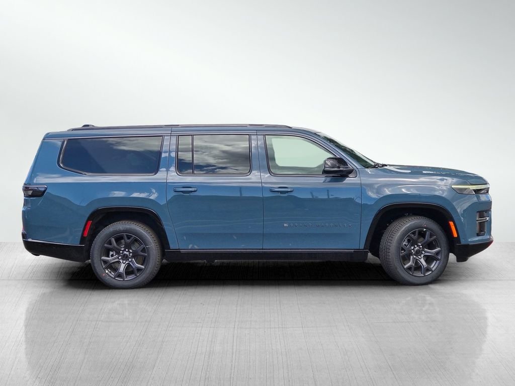 New 2026 Steel Blue Exterior Paint Jeep Limited Altitude image 3