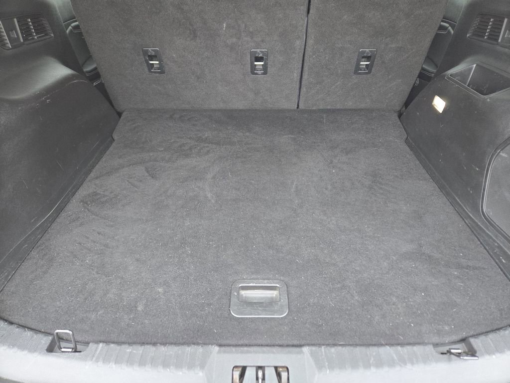 Used 2020 Silver Ford Titanium image 27