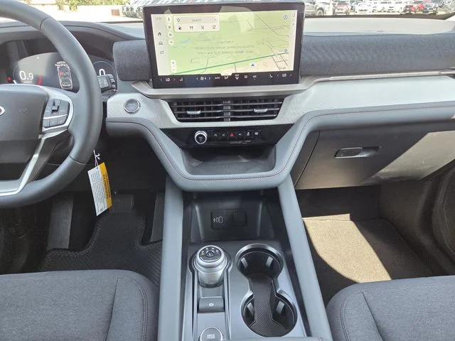 New 2026 Space White Metallic Ford Active image 13
