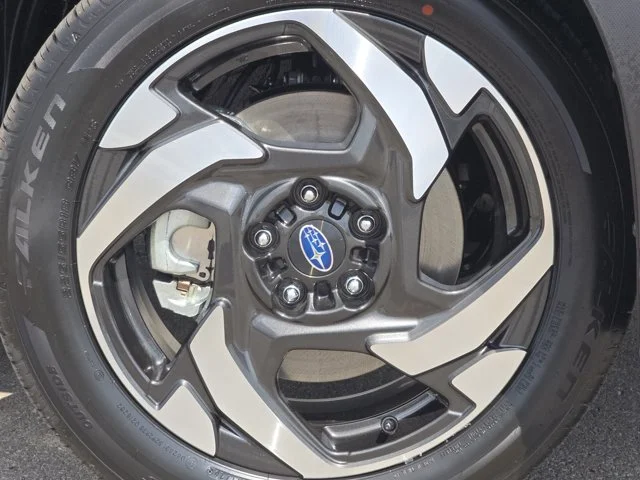 New 2026 CRYSTAL WHITE PEARL Subaru Limited Hybrid image 16
