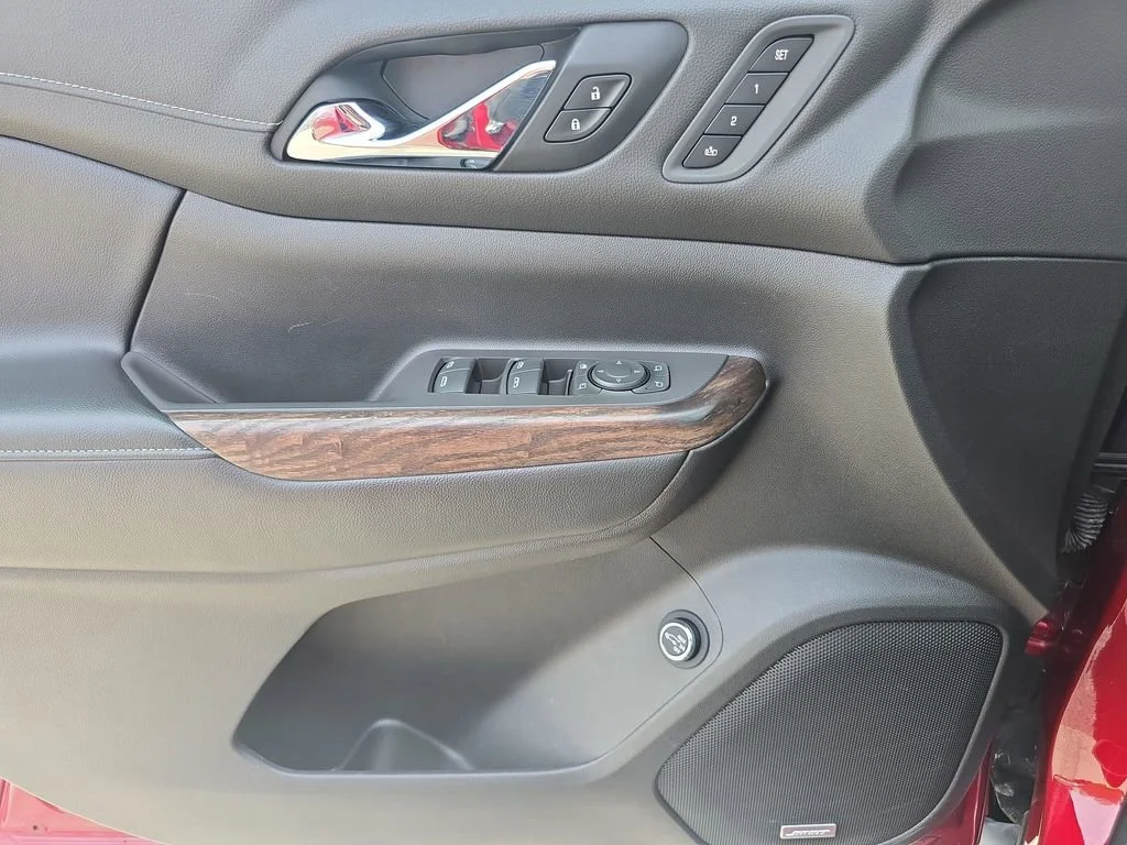 2020 GMC Acadia Denali - Photo 23