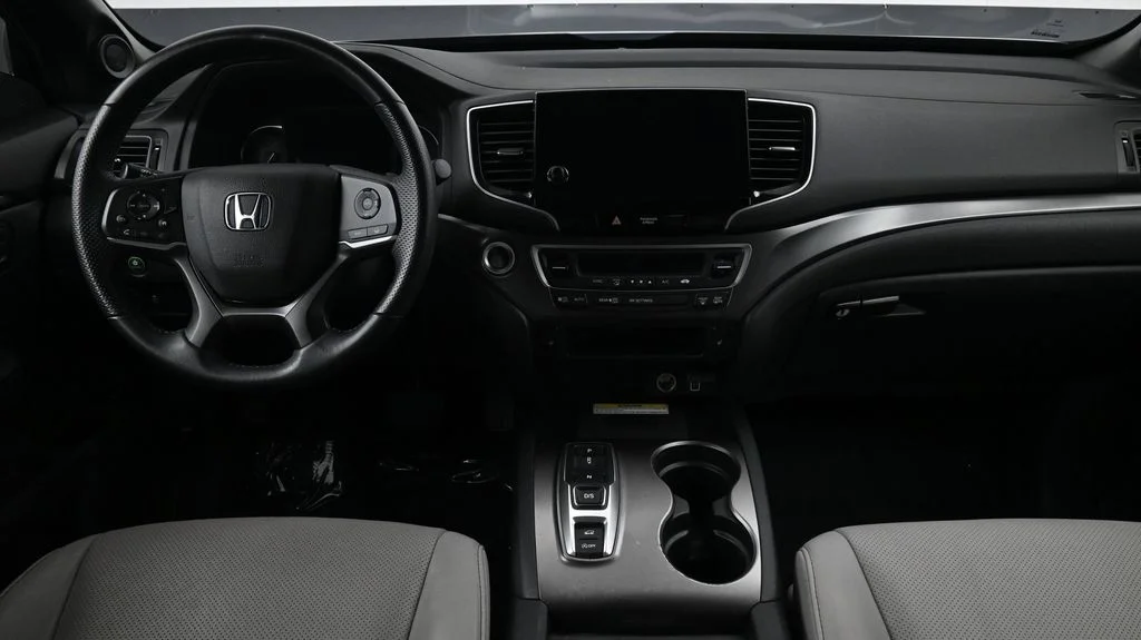 Used 2023 Gray Honda EX-L image 4