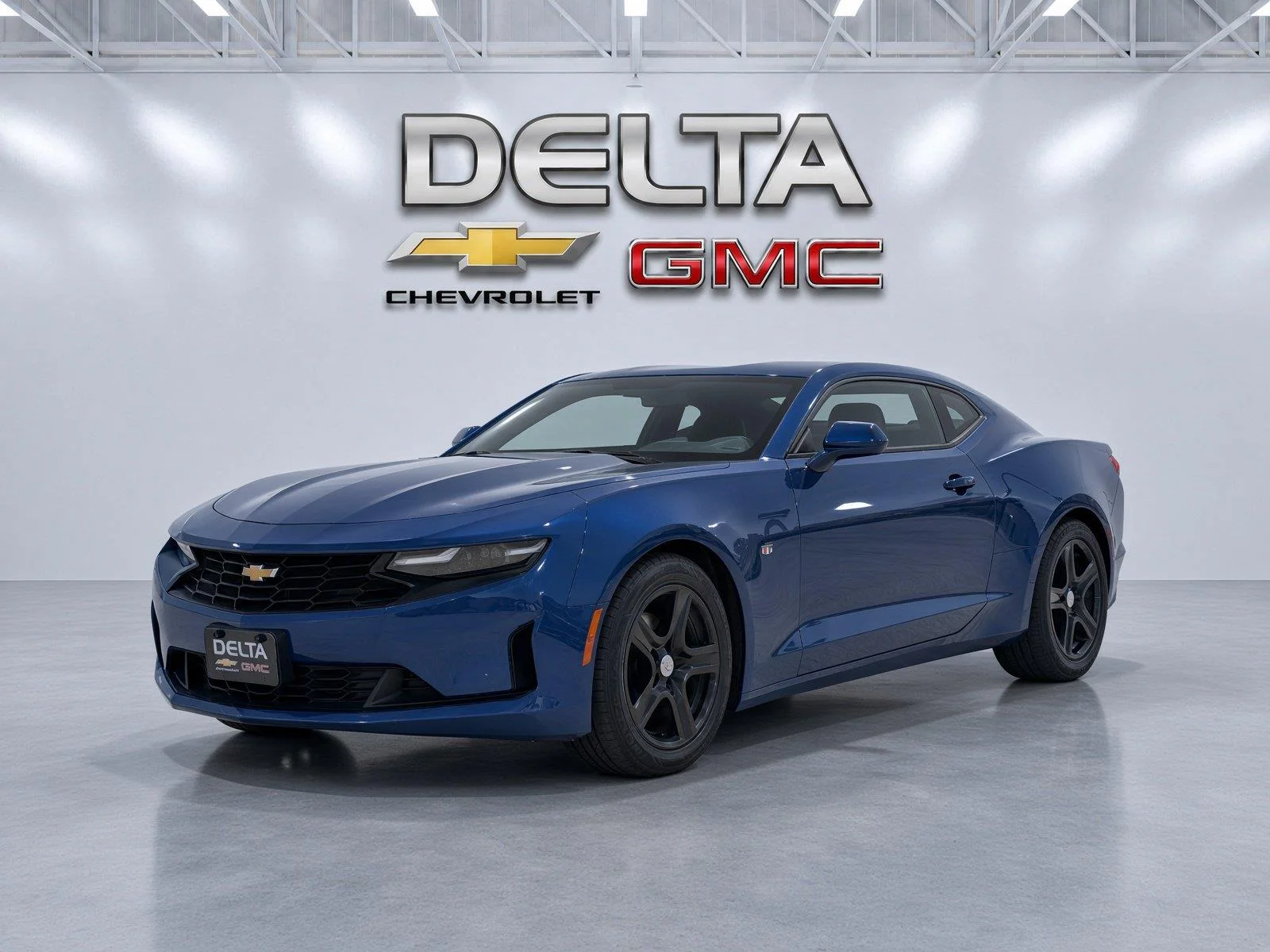 Used 2023 RIVERSIDE BLUE METALLIC Chevrolet 1LT image 1