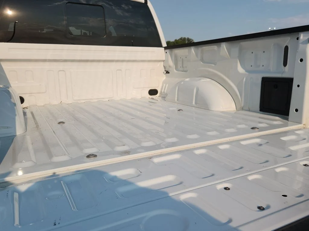 Used 2025 White Ford Lariat image 13