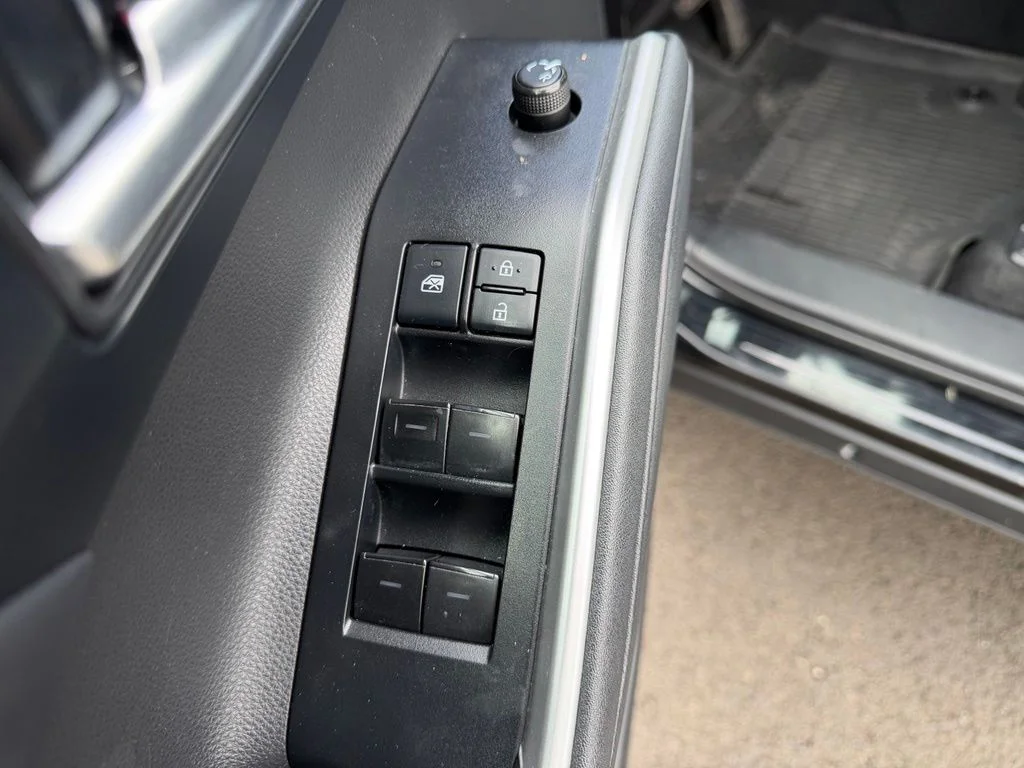 Used 2021 Midnight Black Metallic Toyota XSE image 13