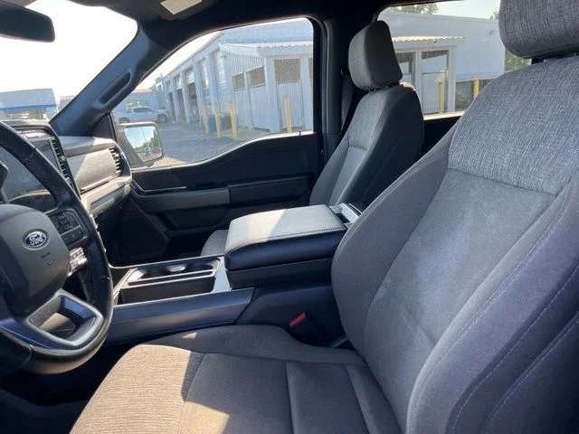 Used 2024 Blue Ford XLT image 7