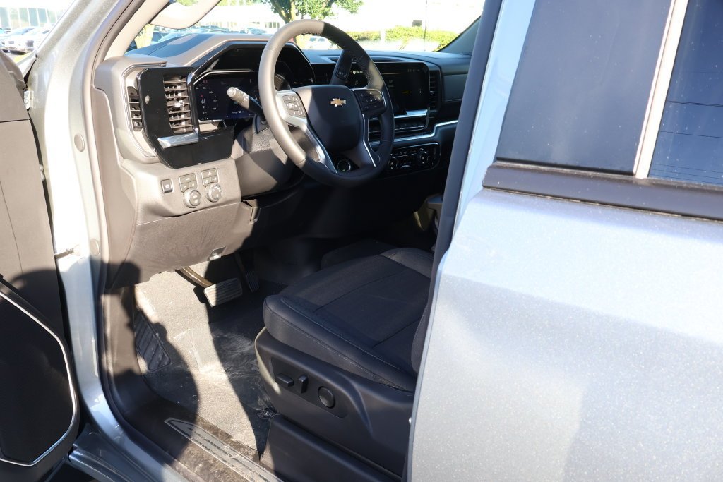 2026 Chevrolet Silverado 1500 LT - Photo 11