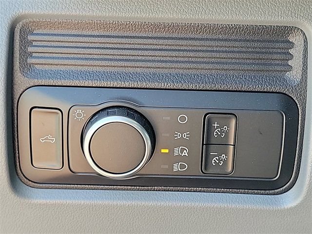 2026 Ford F-250 Super Duty XL - Photo 9