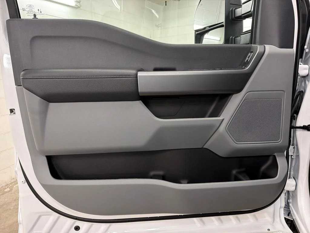 New 2026 White Ford XLT image 15