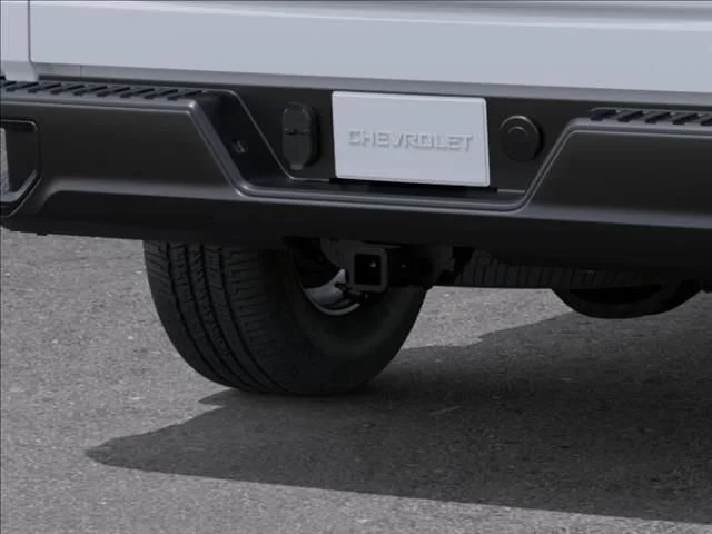 New 2026 Summit White Chevrolet WT image 14