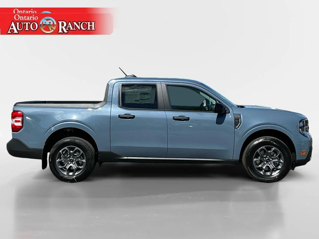 New 2026 Azure Gray Metallic Tri-Coat Ford XLT image 6