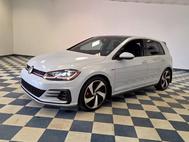 Used 2019  Volkswagen 2.0T SE image 3