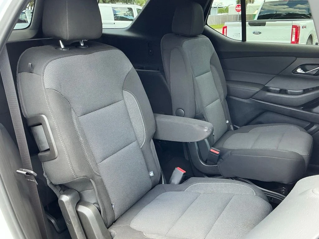 Used 2023 White Chevrolet LT image 25