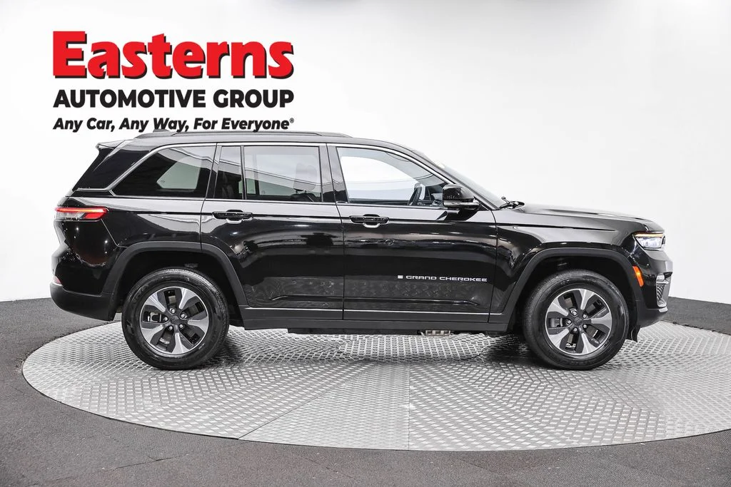 Used 2024 Black Jeep 4xe image 4