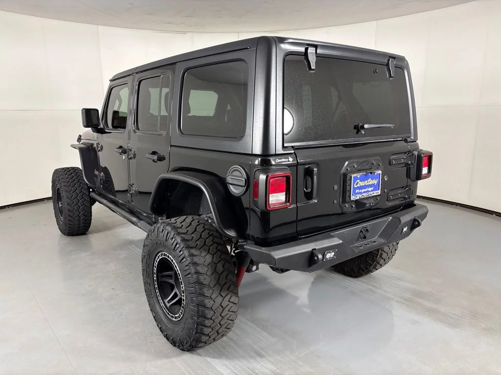 Used 2021 Black Jeep Unlimited Rubicon image 6