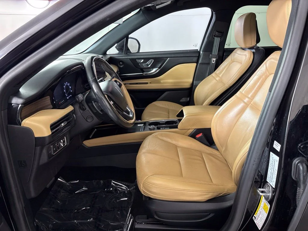 Used 2020 Black Lincoln Reserve image 29