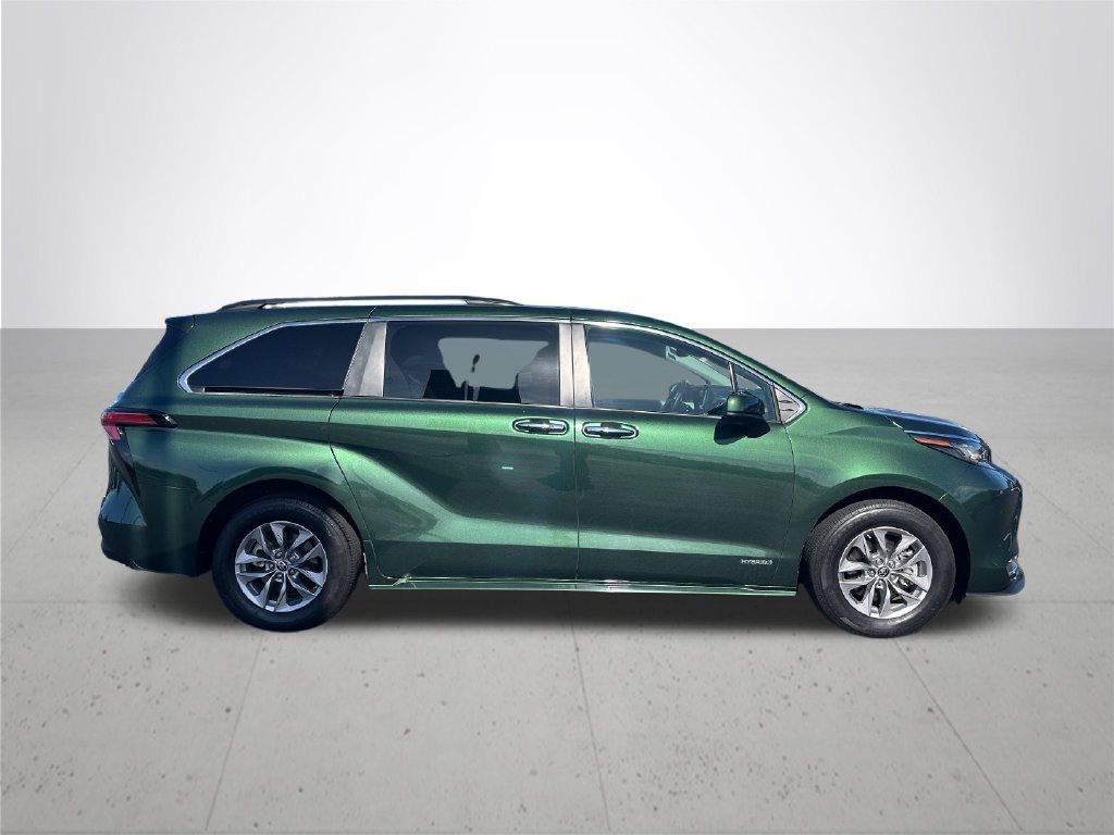 Used 2021 Cypress Toyota XLE image 6