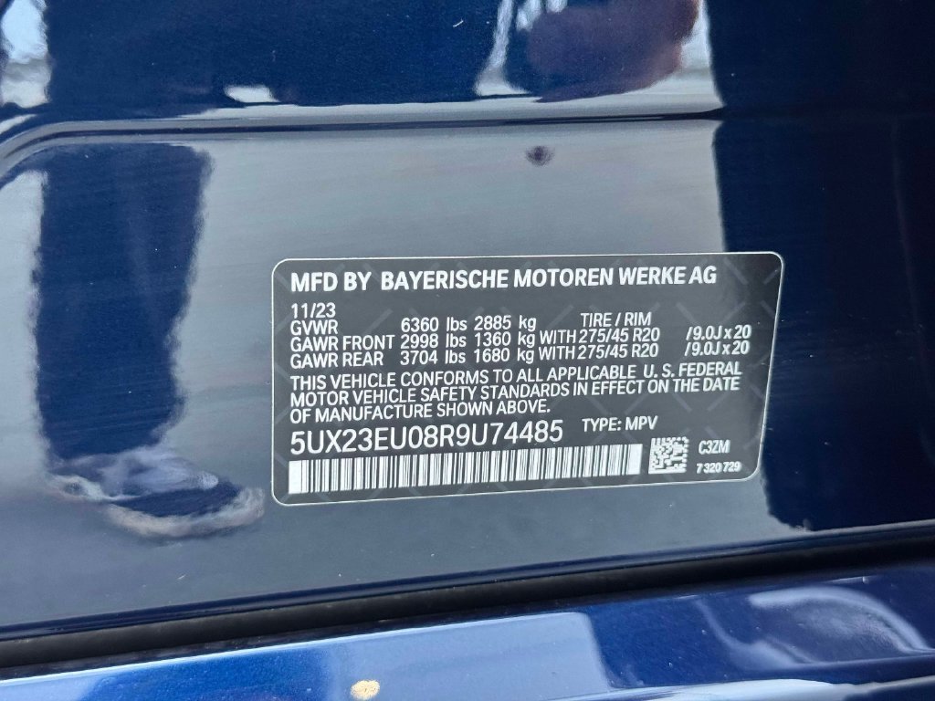 Certified Used 2024 Blue BMW xDrive40i image 27