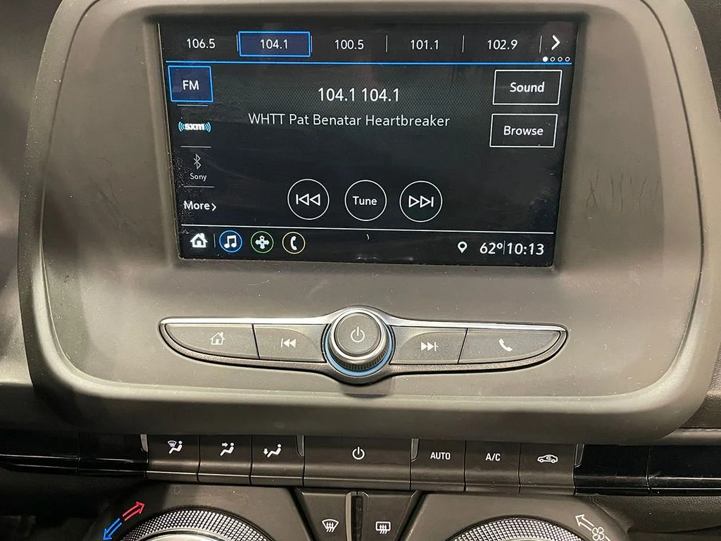Used 2019 White Chevrolet 1LT image 56