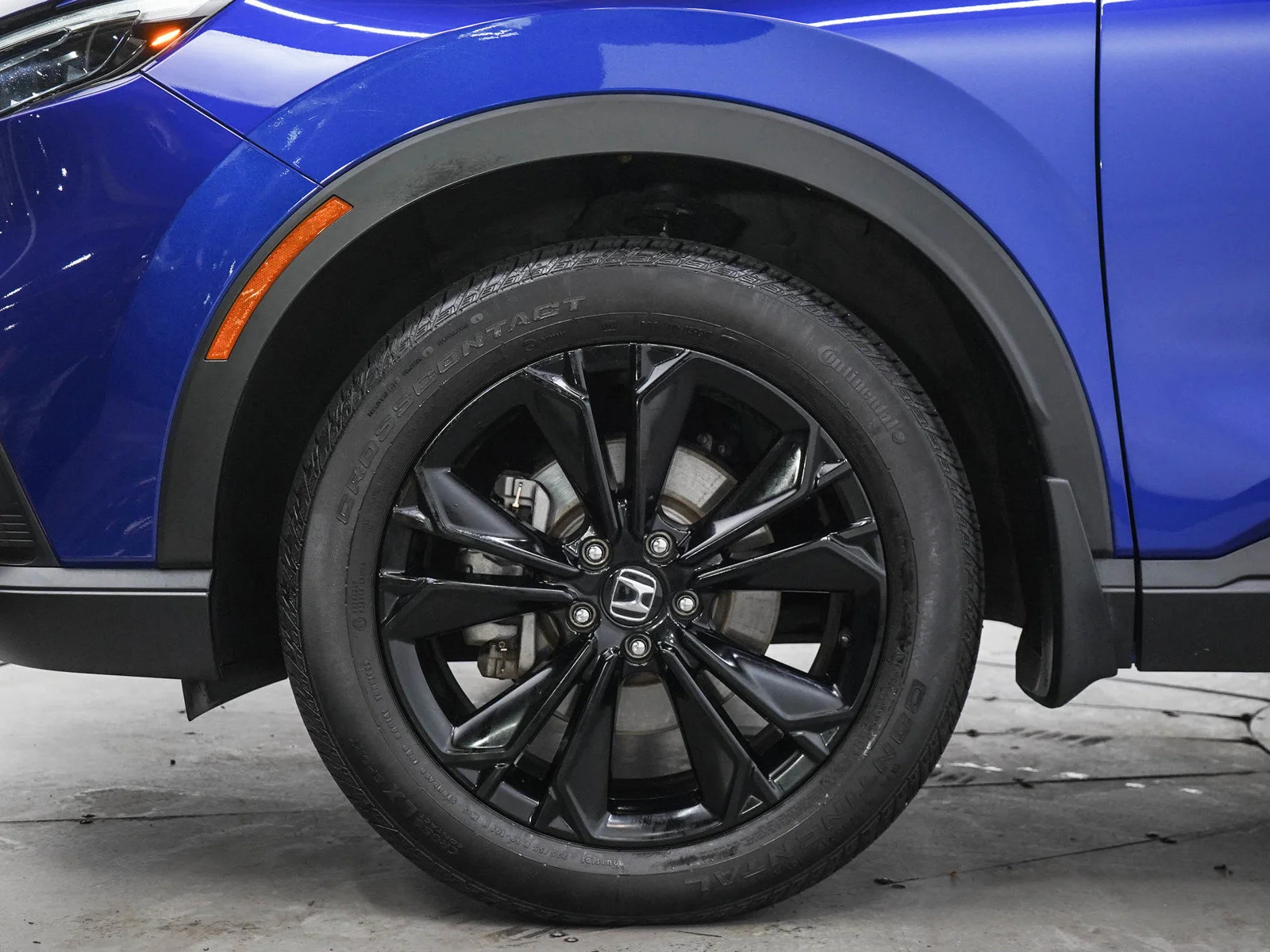 Used 2024 Blue Honda Sport Touring AWD image 29